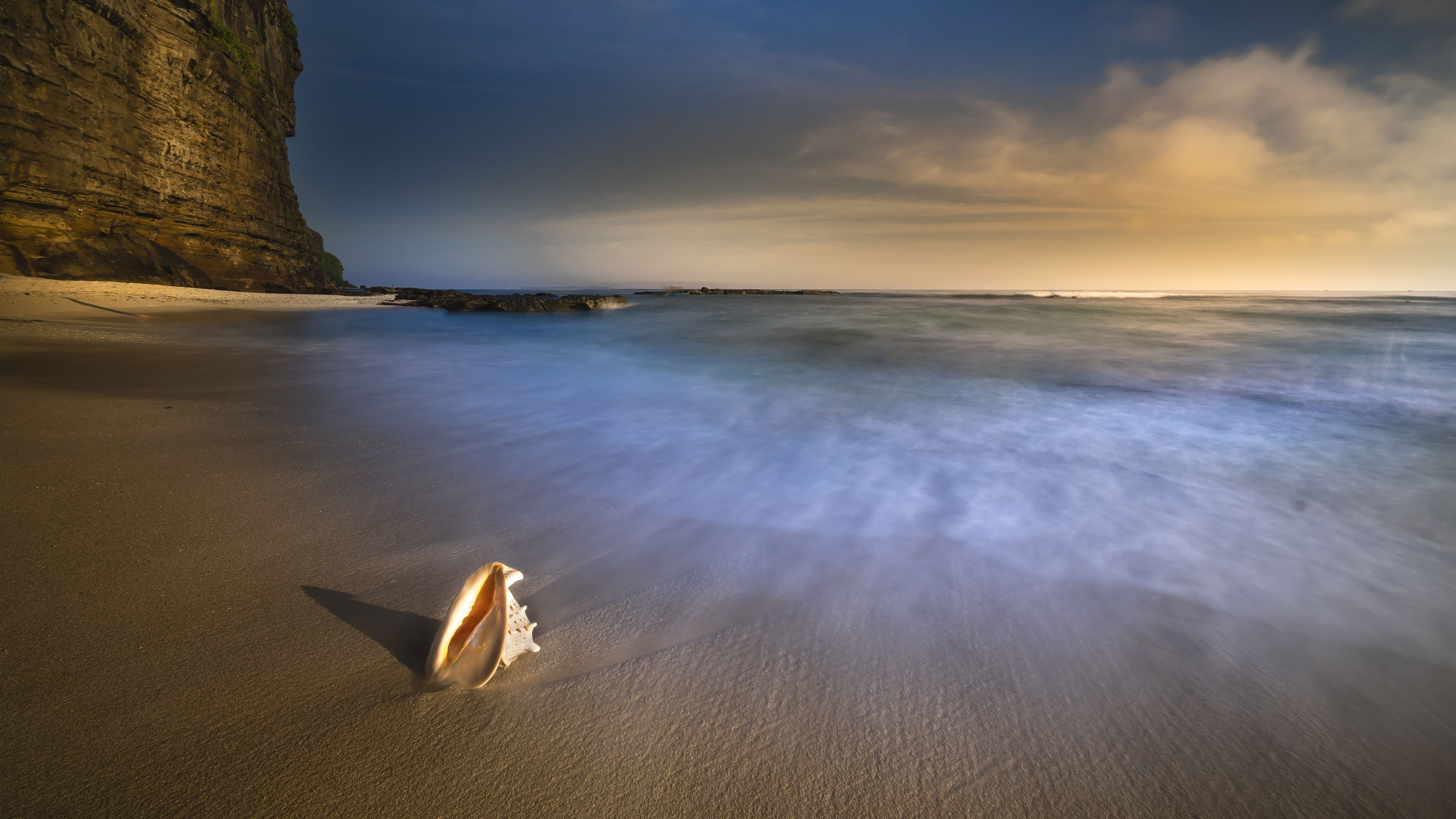No Footprints in the Sand